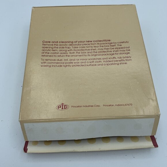 Lasting Impressions Acrylic Christmas Ornament with Gold Courting Couple Scene - Picture 2 of 6